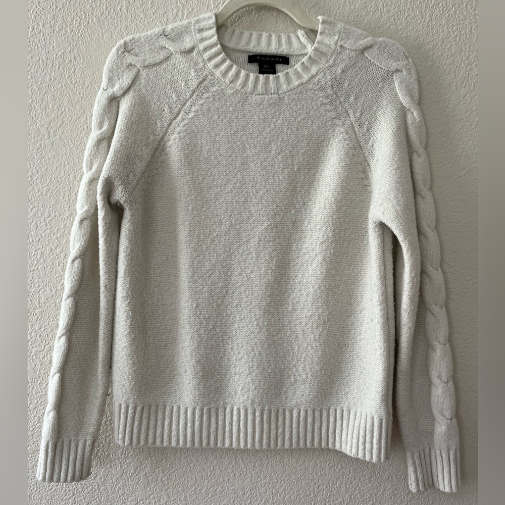 Cream Tahari sweater size small